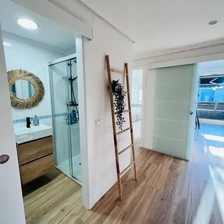 Luminoso ático Con Terraza Apartamento